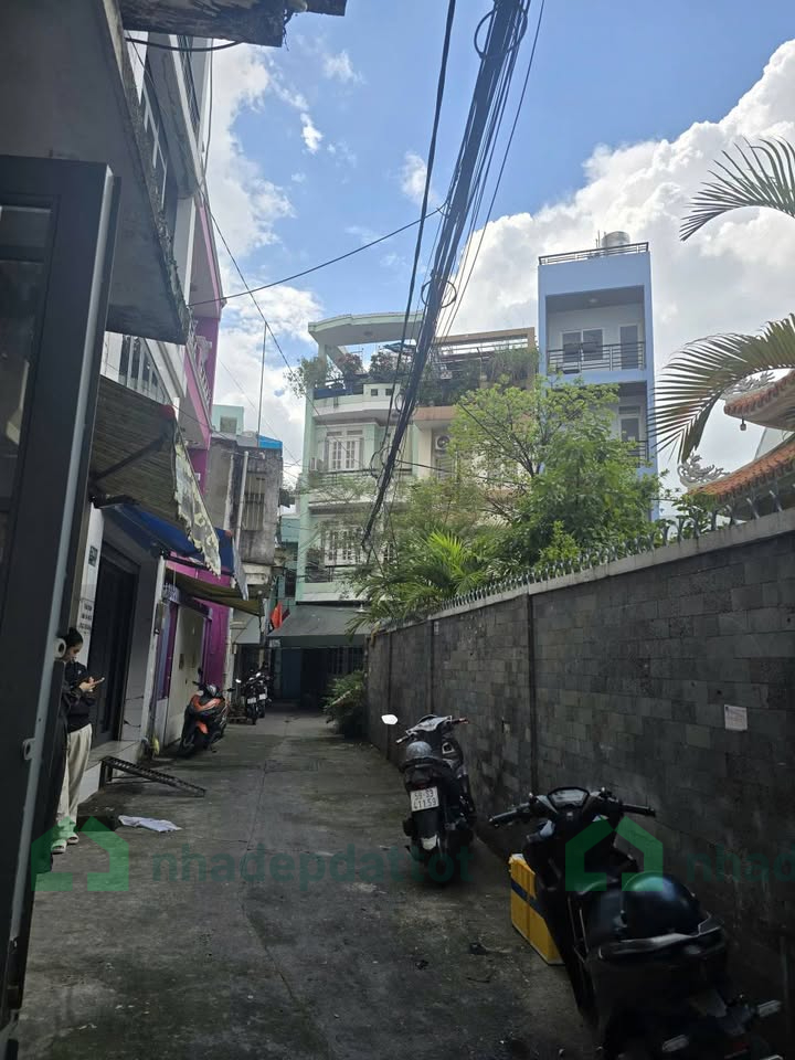 BÁN NHÀ HẺM XE HƠI – ĐƯỜNG ĐIỆN BIÊN PHỦ, PHƯỜNG 15, QUẬN BÌNH THẠNH