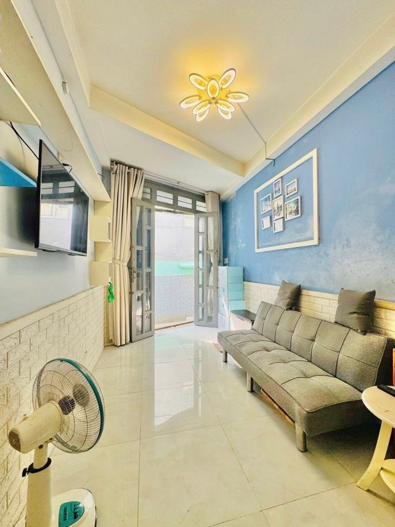 HẺM 3M PHẠM VĂN ĐỒNG, BÌNH THẠNH – LÔ GÓC 2 MẶT TIỀN – 4 TẦNG BTCT – 3PN 4WC – HOÀN CÔNG ĐỦ – GIÁ 4.85 TỶ