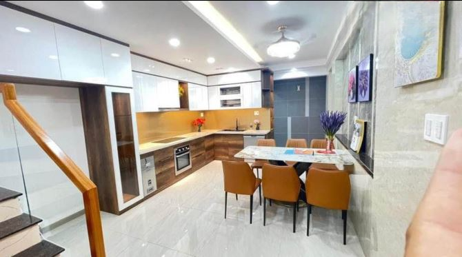 Bán nhà 6 tầng, hẻm Nơ Trang Long, Bình Thạnh