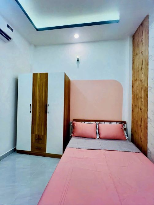 Bán Nhà Mặt Tiền Đường Yên Đỗ- Chợ Bà Chiểu P2 Bình Thạnh: 5 Tầng Chỉ Hơn 5 Tỷ TL.