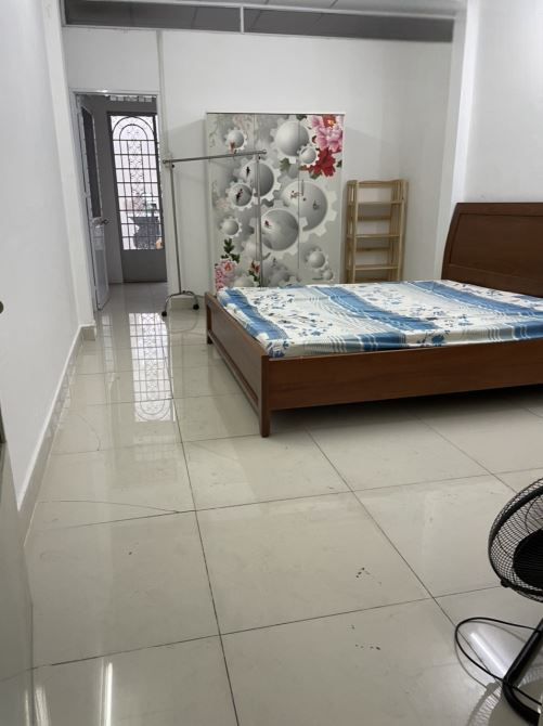 BÁN MẶT TIỀN, LƯƠNG NGỌC QUYẾN, 4*16, 5.4 TỶ