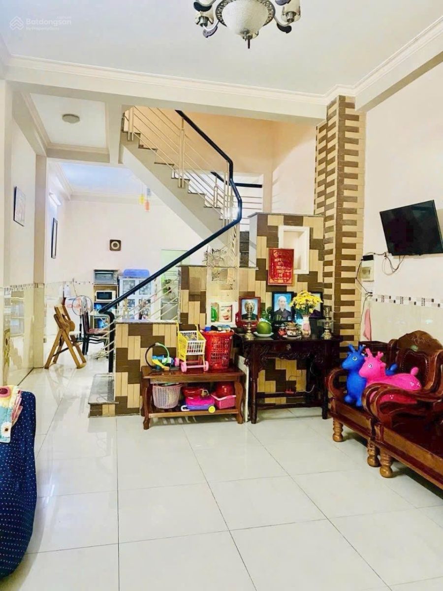 Cần bán gấp nhà DT 59m2 giá 2tỷ590tr Lê Quang Định, P1, Gò Vấp. Nhà SHR