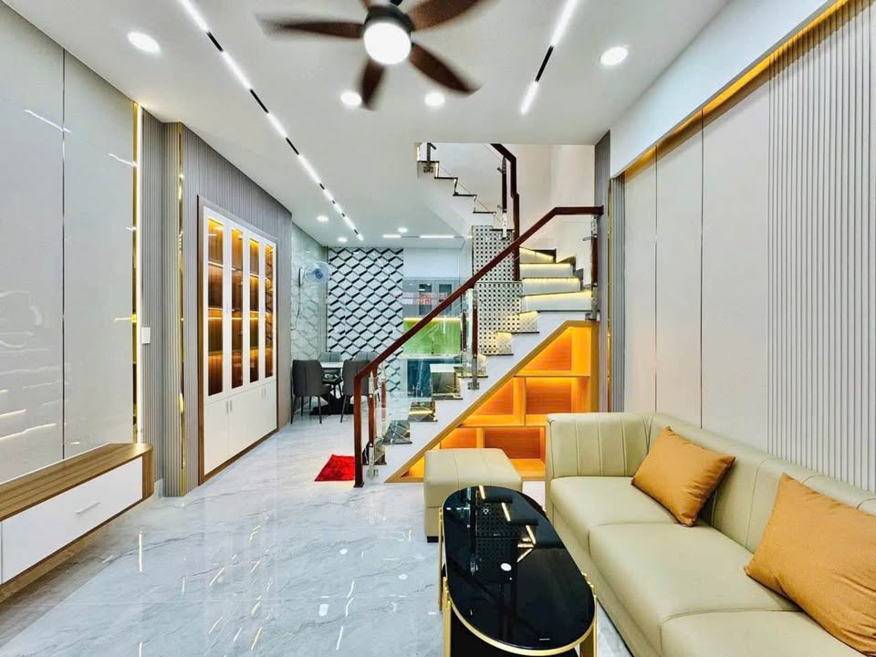 Nhà đẹp xách Vali vào ở ngay toạ lạc tại đường số 19 - phường 8, Gò Vấp
