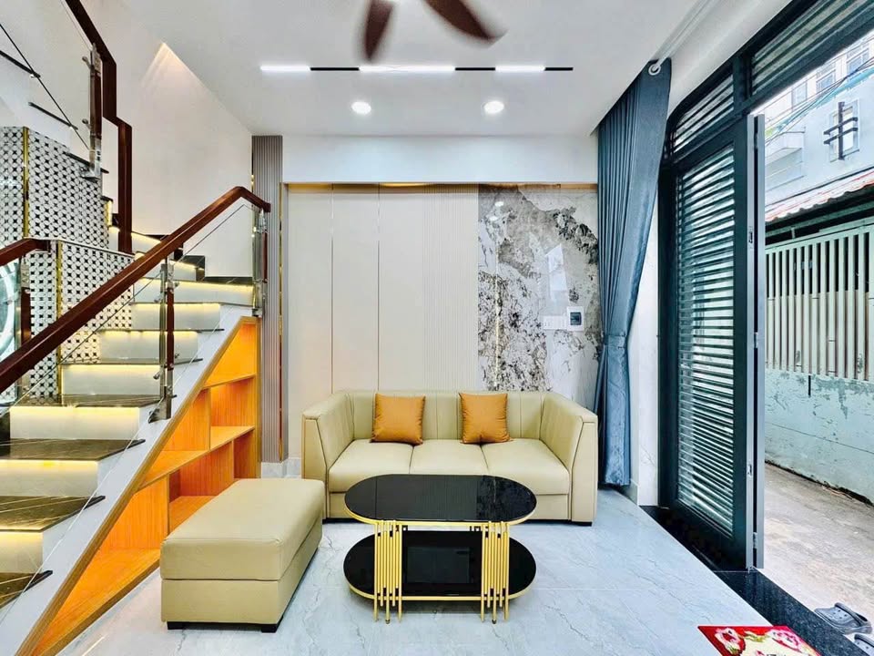Nhà đẹp xách Vali vào ở ngay toạ lạc tại đường số 19 - phường 8, Gò Vấp
