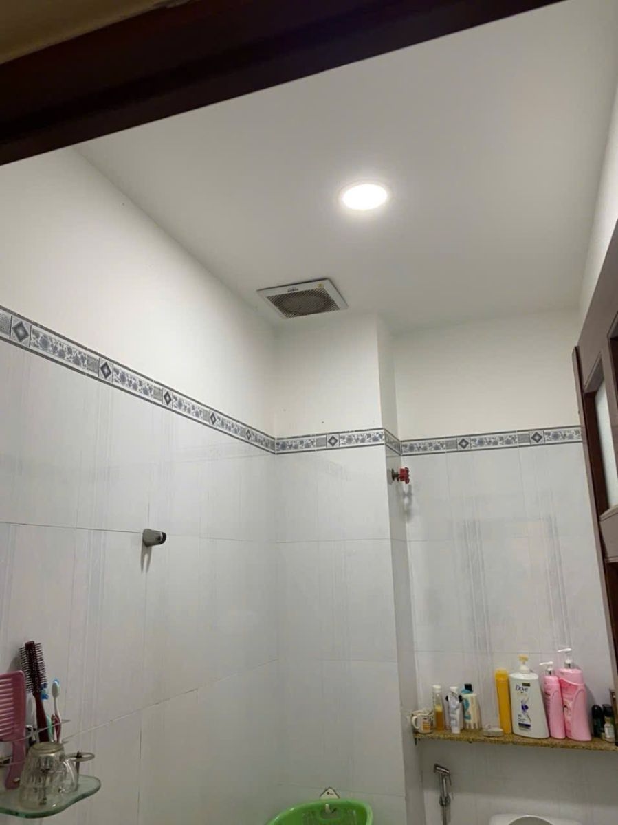 Cần Bán Gấp Nhà Phố - Phường Thông Tây Hội _TpHCM