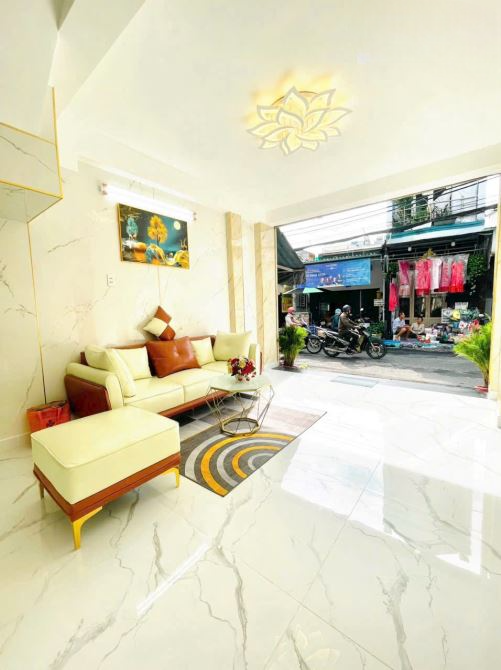 28m2, BÁN NHÀ 5 TẦNG, MẶT TIỀN BÙI QUANG LÀ, P12 GÒ VẤP, 4.xx TỶ
