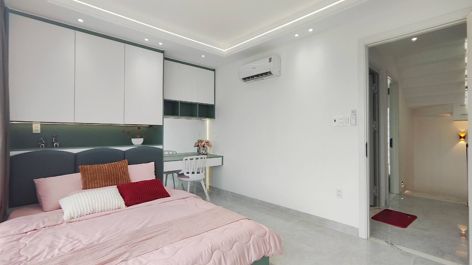 CHIỀU NGANG KHỦNG 4.8M HIẾM CÓ: BỘ 3 SIÊU PHẨM P6 GẦN SÂN BAY - XE HƠI NGỦ TRONG NHÀ.