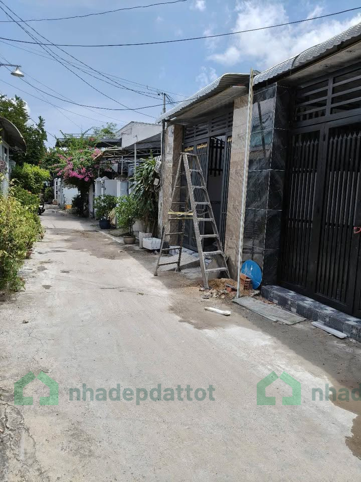 Bán nhà gần chợ Thới Tứ – Hóc Môn - 80m2 giá 2,1 tỷ