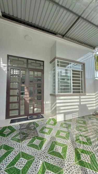 Bác 6 gửi bán căn nhà ở đường Lý Nam Đế , Thị Trấn Hóc Môn. DT 100m2, Giá 999 triệu, SHR