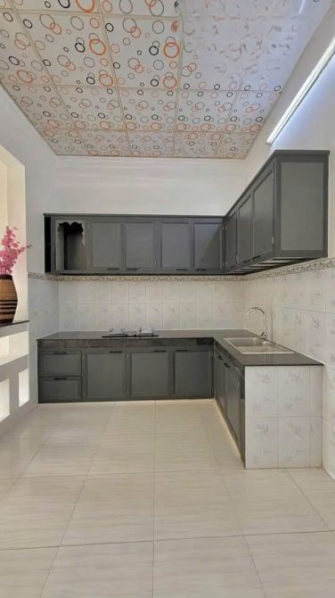 Bác 6 gửi bán căn nhà ở đường Lý Nam Đế , Thị Trấn Hóc Môn. DT 100m2, Giá 999 triệu, SHR