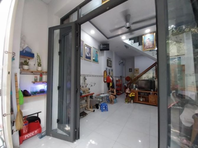 Bán nhà 1 trệt 1 lầu, 71.8m² tại Bà Điểm, Hóc Môn - Giá 850 triệu