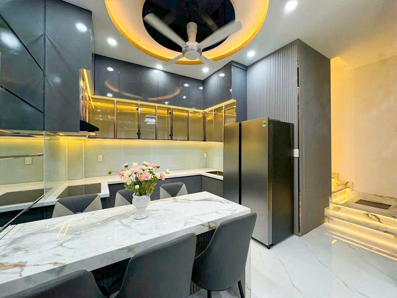 Nhà phố hiện đại mới hoàn thiện đường 7m Huỳnh Thị Đồng - TT Nhà Bè - full nội thất cao cấp
