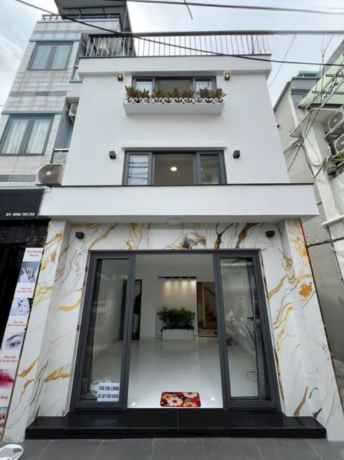 NHÀ MỚI ĐẸP – MẶT TIỀN CÔ GIANG, P.2, PHÚ NHUẬN – 26 m² – GIÁ 7,4 TỶ