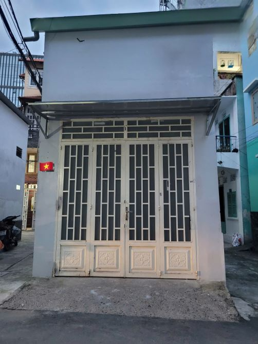 NHÀ 2 TẦNG MẶT PHỐ 3 MẶT TIỀN TRẦN KẾ XƯƠNG, PHÚ NHUẬN. KINH DOANH ĐỈNH.