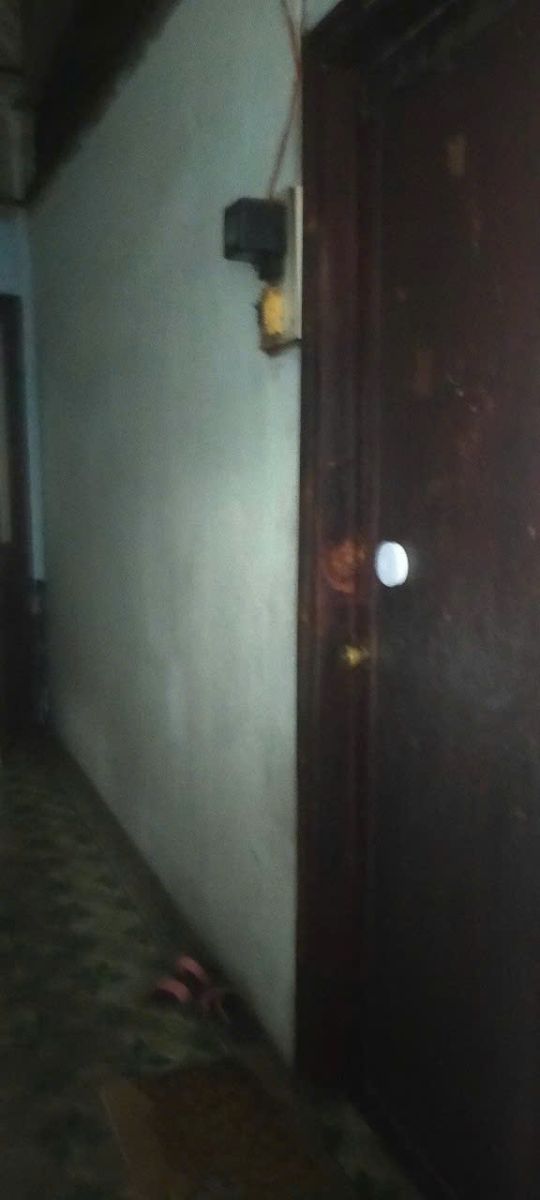 Nhà tập thể 4 lầu - bán lầu 2 - địa chỉ 194 Võ Văn Kiệt phường Bến Thành Quận 1 -  ngang 5, 75 m - dài 29,81m - giá 8 tỷ 1