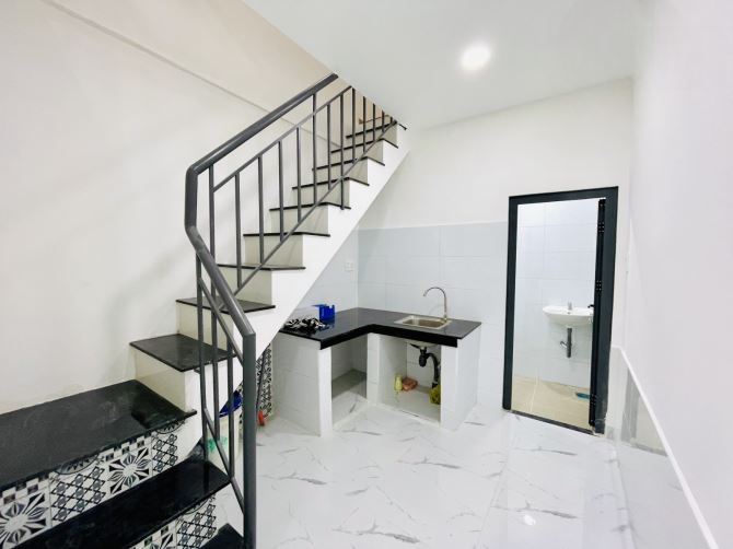 TRUNG TÂM QUẬN 1 - 2 TẦNG CỰC ĐẸP, HƠN 3 TỶ THƯƠNG LƯỢNG.