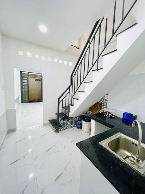 TRUNG TÂM QUẬN 1 - 2 TẦNG CỰC ĐẸP, HƠN 3 TỶ THƯƠNG LƯỢNG.