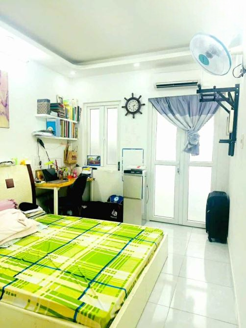 Nhà Trần Đình Xu_ Q1. DT 27m2; 2 tầng. Ngang 3.2m/3.4m x dài 8.5m. Giá 3.8 tỷ