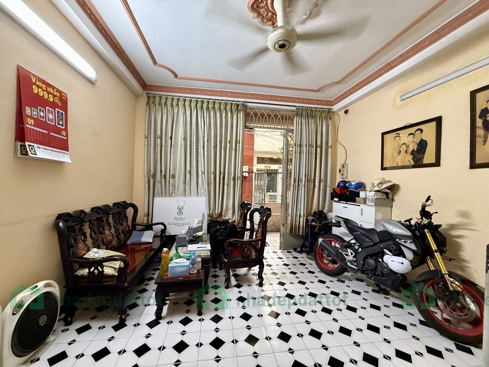 Bán nhà 2 tầng góc 2 mặt tiền – đường Trần Đình Xu, Quận 1 - 9,95 tỷ