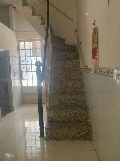 Bán nhà Q.10 hẻm 122/ đường Ngô Gia Tự P.9 giá 3,9 tỷ /30m2 1 lầu sổ hồng