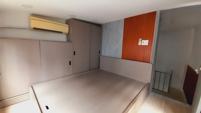 NHÀ GÓC 2 MẶT TIỀN HẺM XE HƠI 6M ĐƯỜNG TÔ HIẾN THÀNH, P 3, QUẬN 10 - 3 TỶ NHỈNH