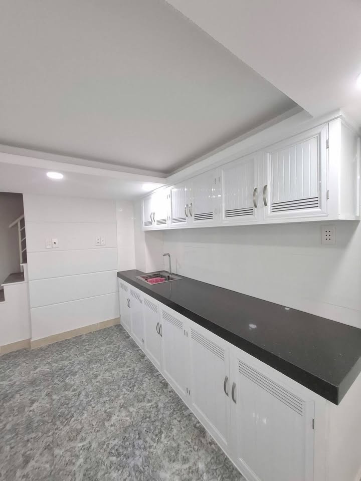 Nhà 6 tầng – Mặt tiền Vĩnh Viễn, Quận 10 – 29m² – 9,6 tỷ