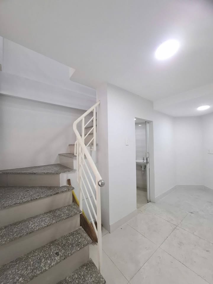 Nhà 6 tầng – Mặt tiền Vĩnh Viễn, Quận 10 – 29m² – 9,6 tỷ