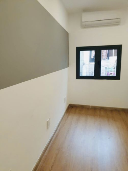 Chỉ hơn 3 tỷ. Hẻm xe hơi Hoà Hảo. Q10. Nhà 2 tầng còn mới đang cho thuê có dòng tiền.