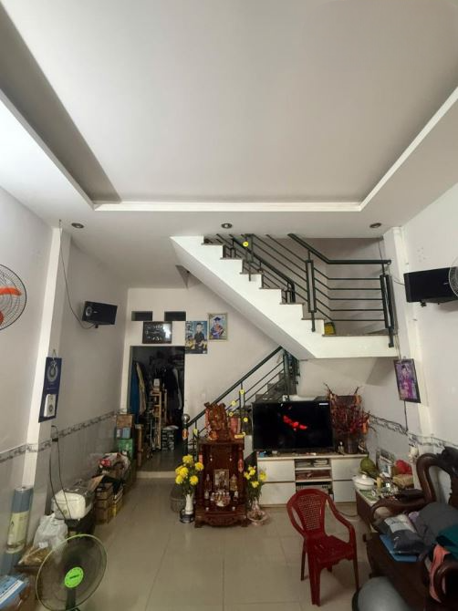 NHÀ ĐẸP QUẬN 12 - NHÀ 2 TẦNG – NGANG 4 M DÀI 17M - GẦN ĐƯỜNG TRƯỜNG CHINH