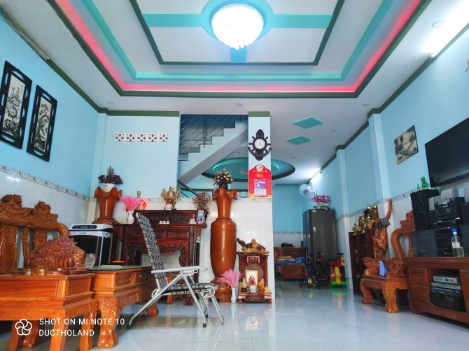 Nhà mặt tiền Quận 12 kd đỉnh, nhà đậu vài chiếc ôtô, view đẹp, giá mềm. 112m2 CHỈ 6 tỷ