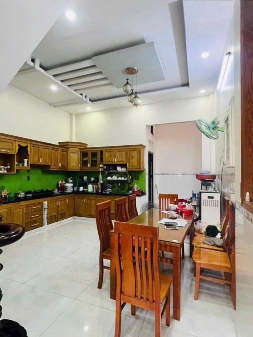 Bán nhà 3 Tầng Lê Văn Khương– Hiệp Thành- Q12-dt 70m2(5×14) giá 5.7 tỷ