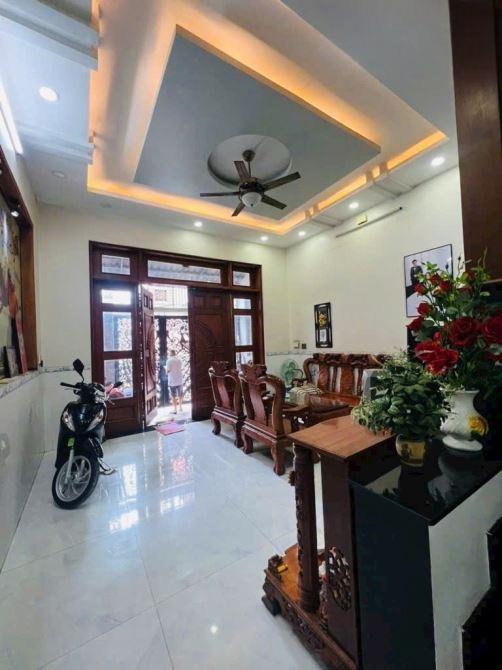 Bán nhà 3 Tầng Lê Văn Khương– Hiệp Thành- Q12-dt 70m2(5×14) giá 5.7 tỷ