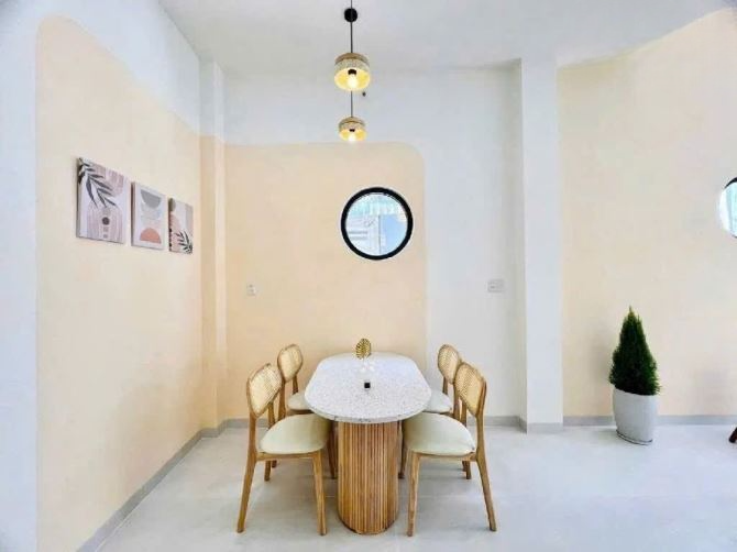 BÁN NHÀ TRƯƠNG THỊ HOA,3 TẦNG, 50M2, GIÁ 5 TỶ