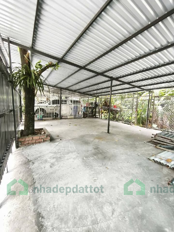 Nhà 1 trệt 2 tầng - 72m2 - nhỉnh 7 tỷ - tặng thêm gara ô tô + sân vườn 65m² -  KDC Thới An, Q12