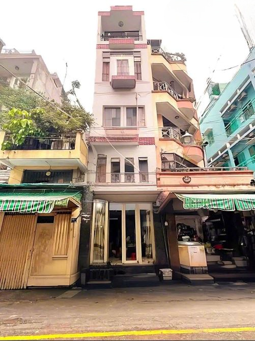 Nhà đẹp HXH ngay trong khu Phố ẩm thực, Chợ Bàn Cờ, P3, Q3 nhỉnh 7 tỷ