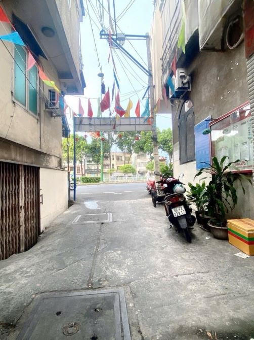 HOÀNG SA, 38M2, 6 PHÒNG, 5 WC, PHƯỜNG 11, QUẬN 3. GIÁ: 7,5 TỶ