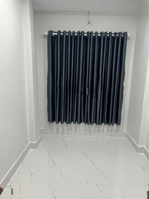 CHỈ 1TY CÓ HỘ KHẨU QUẬN 3, CMT8
