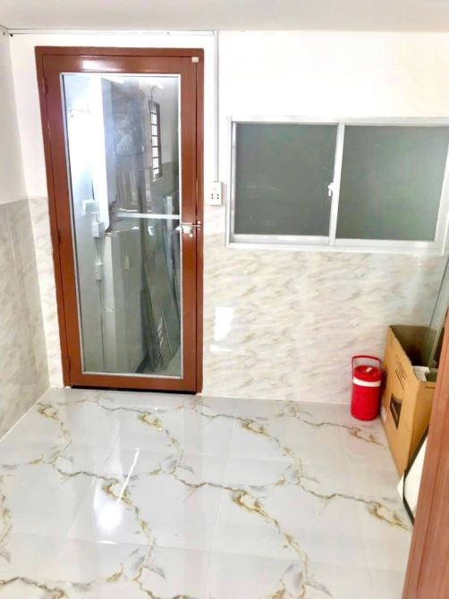 LÝ CHÍNH THẮNG, 35m2, 5 TẦNG, 6 PN, 6 WC, QUẬN 3. GIÁ: 7,39