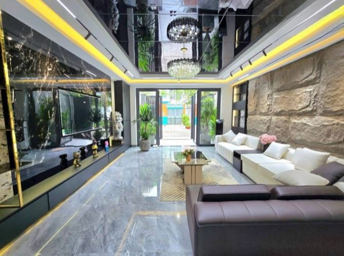 CHỦ NGỘP BÁN GẤP NHÀ TRẦN QUỐC TOẢN, QUẬN 3. GIÁ 4TỶ690/71,5M2. ĐANG CHO THUÊ 36 TRIỆU/TH
