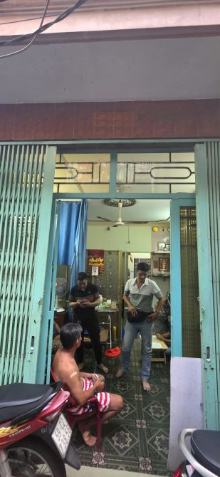 RẤT NGỘP NÊN GẤP BÁN NHÀ 2 MẶT TIỀN - 3 TẦNG - NGANG 5M - GẦN 50M2 - TT Q4 - CHỈ 4.3 TỶ