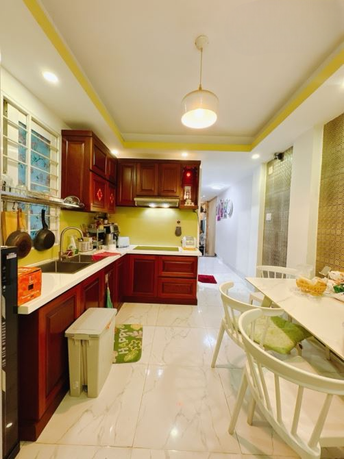Bán nhà siêu đẹp Tôn Đản Q.4 DTSD 150m2 nhỉnh 6T