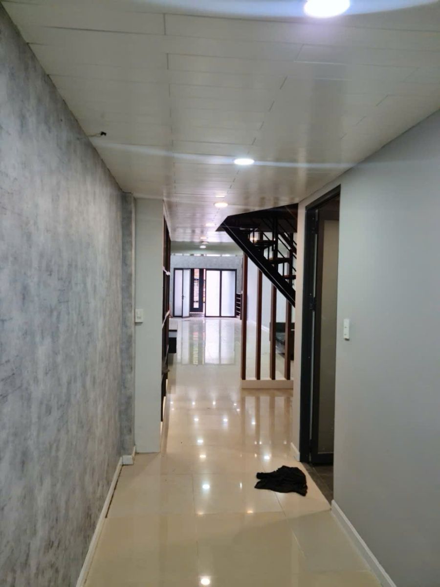 Bán nhà mặt tiền đường Phạm Thế Hiển quận 8 - 108,9m2 - giá 10,7 TL