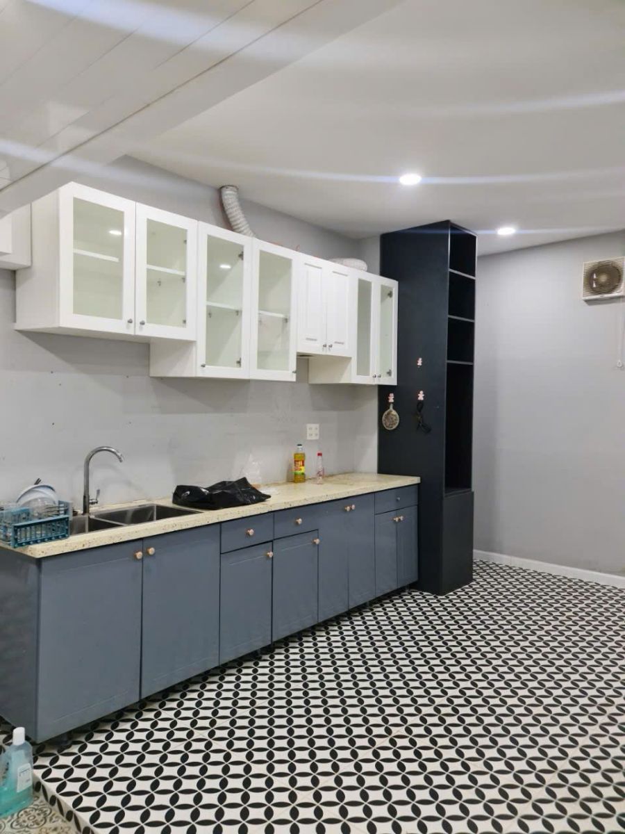 Bán nhà mặt tiền đường Phạm Thế Hiển quận 8 - 108,9m2 - giá 10,7 TL