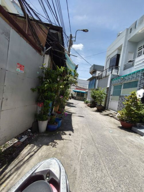Bán gấp nhà Quận 8 – Hẻm thông, gần Hưng Phú, DT 4x8.5m, chỉ 3.5 Tỷ thương lượng mạnh