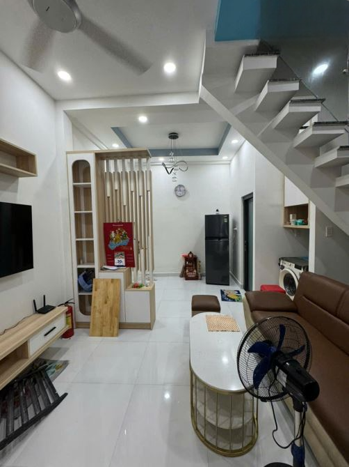 BÁN NHÀ HẺM CAO XUÂN DỤC P12 QUẬN 8. NHÀ NỞ HẬU, GẦN CẦU CHÀ VÀ, 1 TRỆT 1 LẦU 2PN