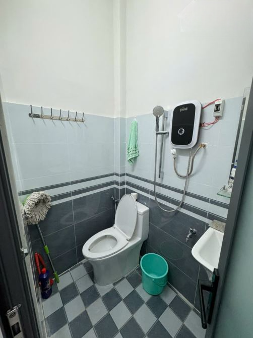 BÁN NHÀ HẺM CAO XUÂN DỤC P12 QUẬN 8. NHÀ NỞ HẬU, GẦN CẦU CHÀ VÀ, 1 TRỆT 1 LẦU 2PN