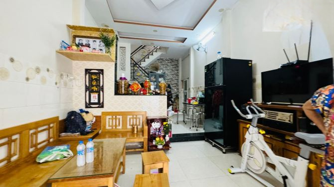 Bán nhà hẻm Lưu Hữu Phước,P.15,Q.8,dt: 4 x 10 nhà xây 2 lầu 3 Tỷ 8.