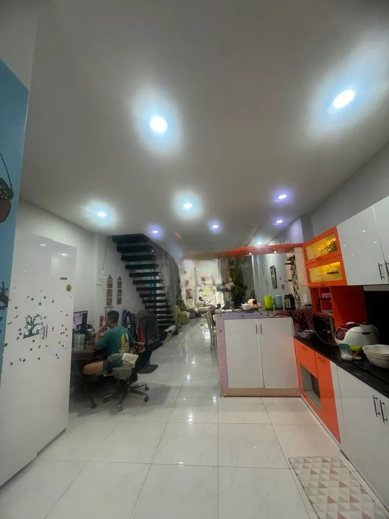 Bán nhà đường mai hắc đế phường 15 q8 5x30m trệt 2 lầu st giá 11 tỷ