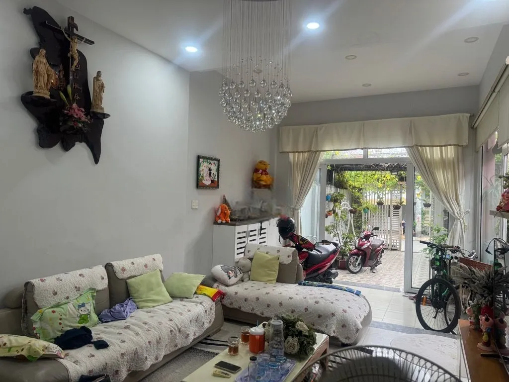 Bán nhà đường mai hắc đế phường 15 q8 5x30m trệt 2 lầu st giá 11 tỷ