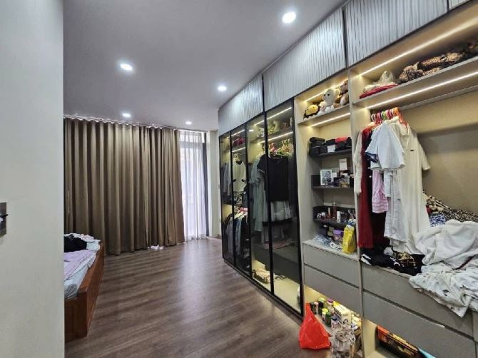 MẶT TIỀN KINH DOANH CA VĂN THỈNH, TÂN BÌNH. GIÁ 4TỶ980/135M2(5MX27M). 5TẦNG. SỔ HỒNG RIÊNG